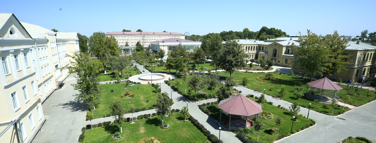 Universitet xovlisi